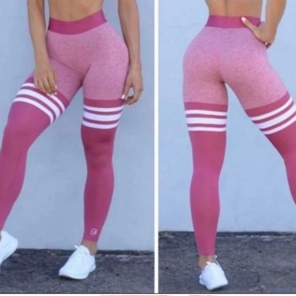 Bombshell leggings size small